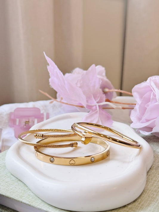 Love Bracelet - Gold